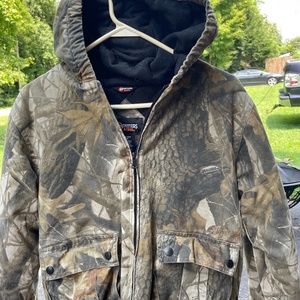 Outfitters Ridge jacket
